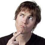 Что находится между городом и деревней?